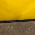 77561-65J0 | Накладка порога наружная прав. SUZUKI GRAND VITARA 05-15