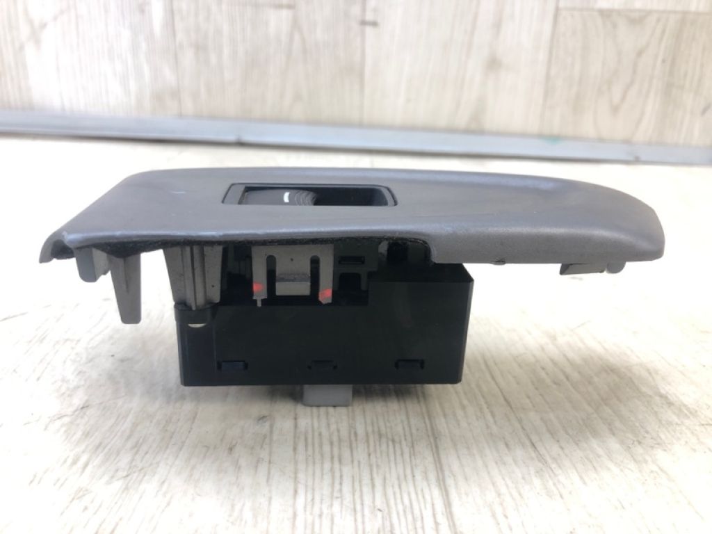 35770-TL2-A01 | Кнопка склопідіймача ACURA TSX 08-14 - Фото 2