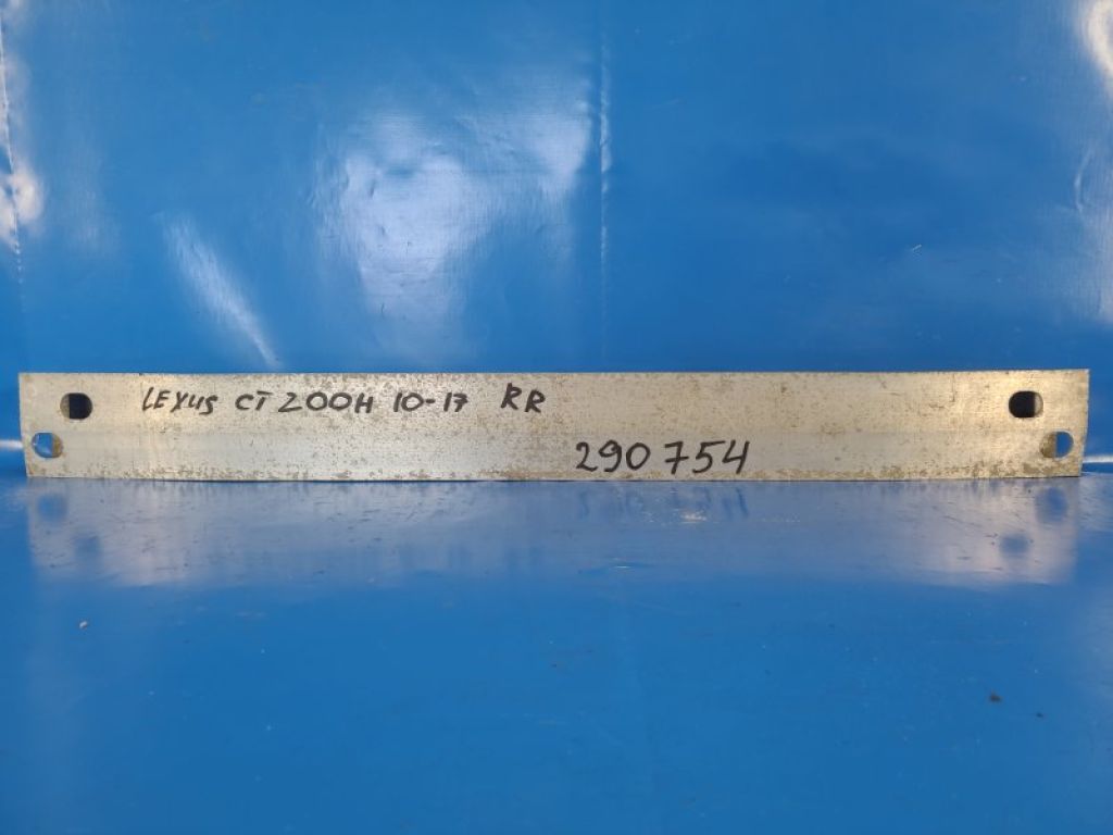 52023-76010 | Усилитель заднего бампера LEXUS CT200 11-17
