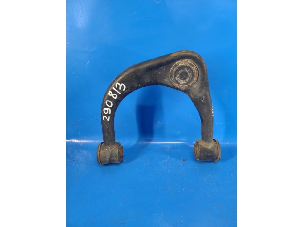 48610-60070 | Важіль передньої підвіски верхній прав. TOYOTA LAND CRUISER PRADO 150 09-17