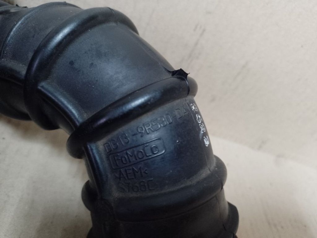 DG1Z-9R530-A | Патрубок воздушного фильтра FORD EXPLORER 10-20 - Фото 2