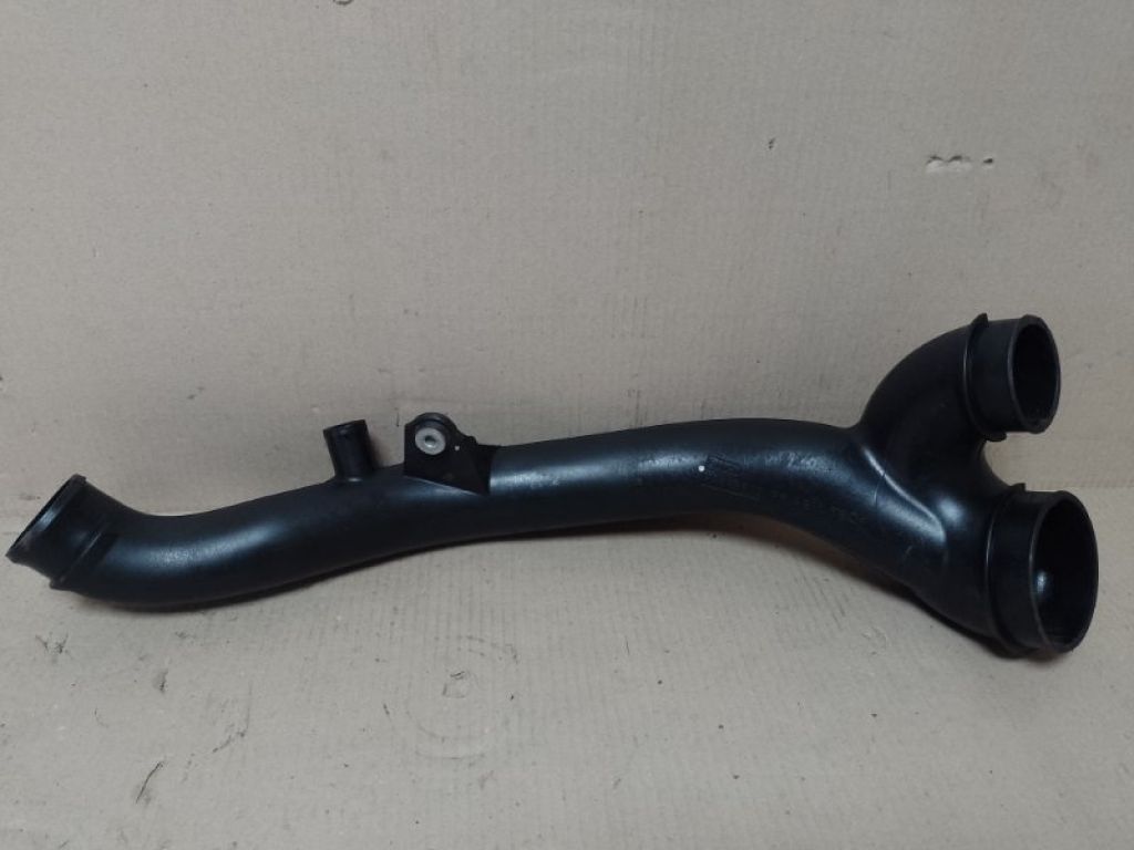 EB5Z-9R530-A | патрубок повітряного фільтра FORD EXPLORER 10-20