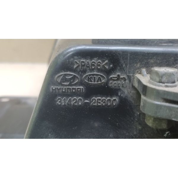Абсорбер паливний HYUNDAI TUCSON 04-10 31420-2E300 — 5