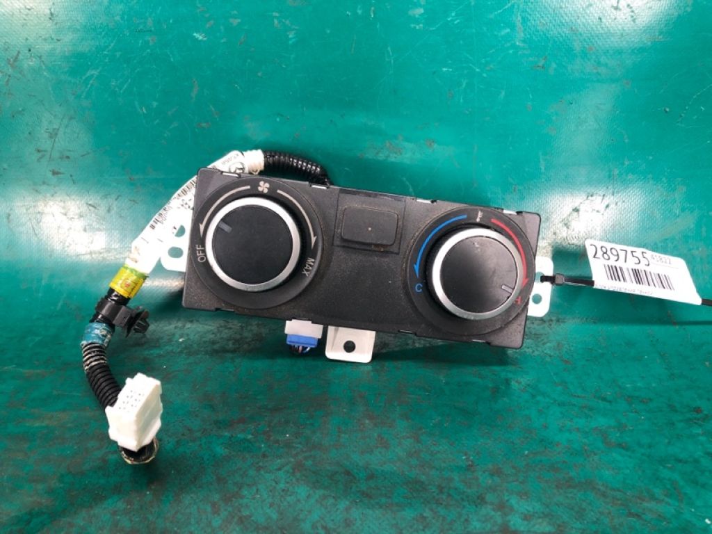 TD11-61-325D | Блок управления печкой задн. MAZDA CX-9 06-16