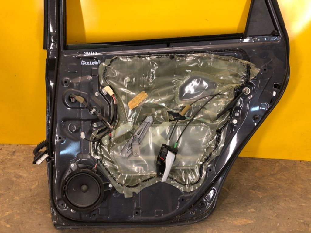 69801-52070 | Стеклоподъемник задн. прав. TOYOTA PRIUS - 30 09-17