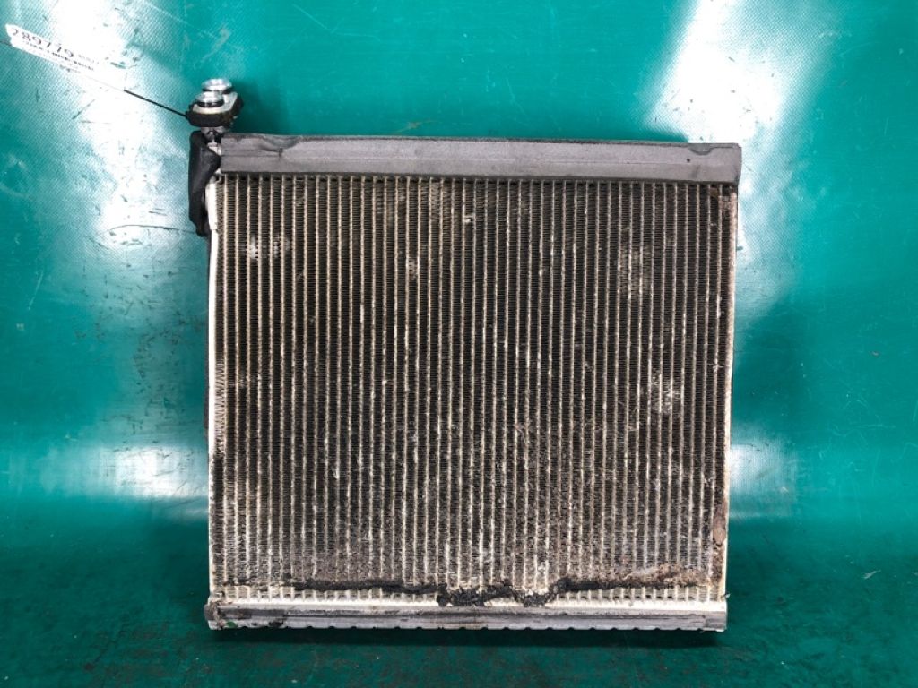 L206-61-J10 | Випарник кондиціонера передн. MAZDA CX-9 06-16