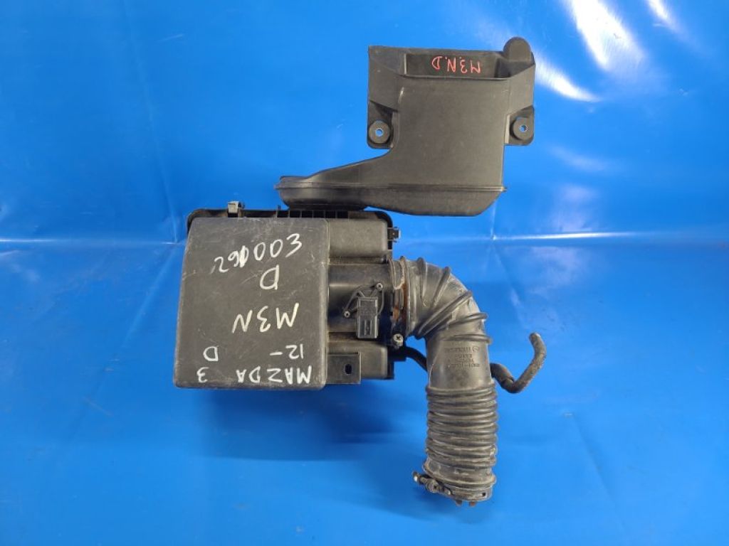 SH01-13-3AXB | Корпус повітряного фільтра MAZDA 3 BM 13-19