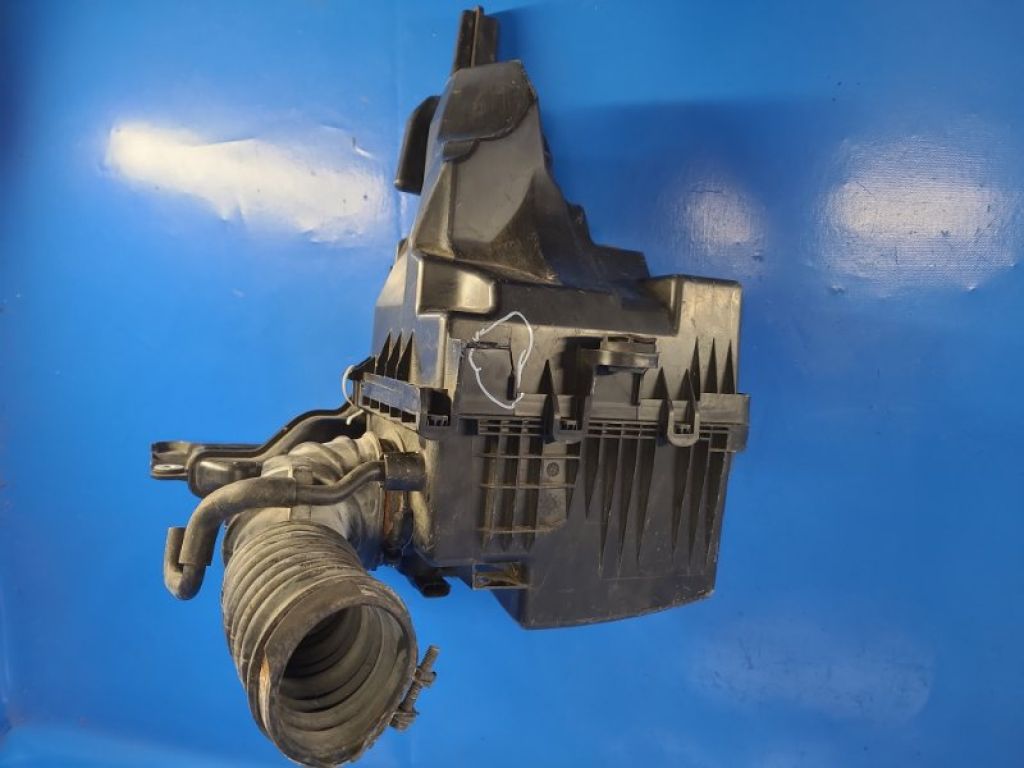 SH01-13-3AXB | Корпус повітряного фільтра MAZDA 3 BM 13-19 - Фото 4