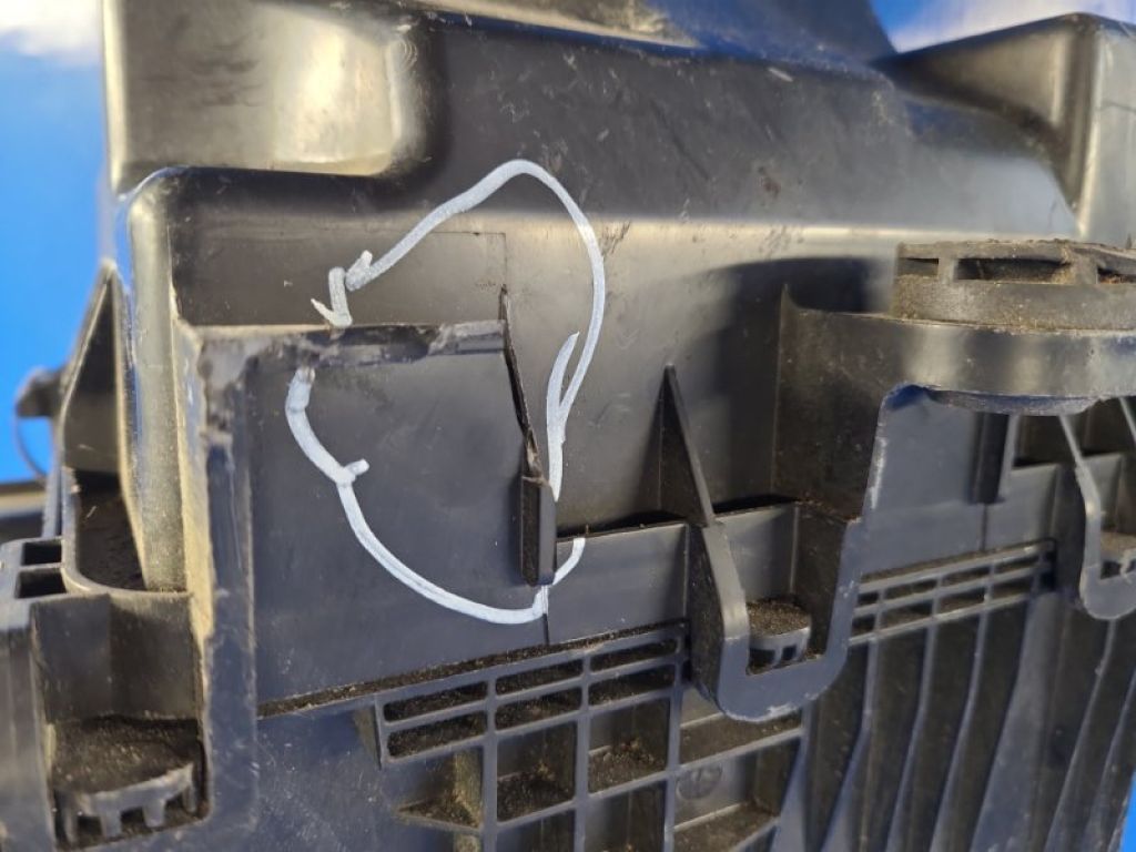 SH01-13-3AXB | Корпус повітряного фільтра MAZDA 3 BM 13-19 - Фото 5