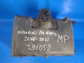Корпус повітряного фільтра MITSUBISHI PAJERO 06-21