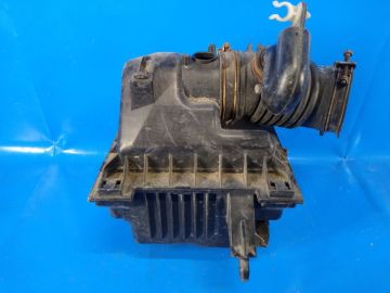 Корпус повітряного фільтра LEXUS RX350/450 09-15