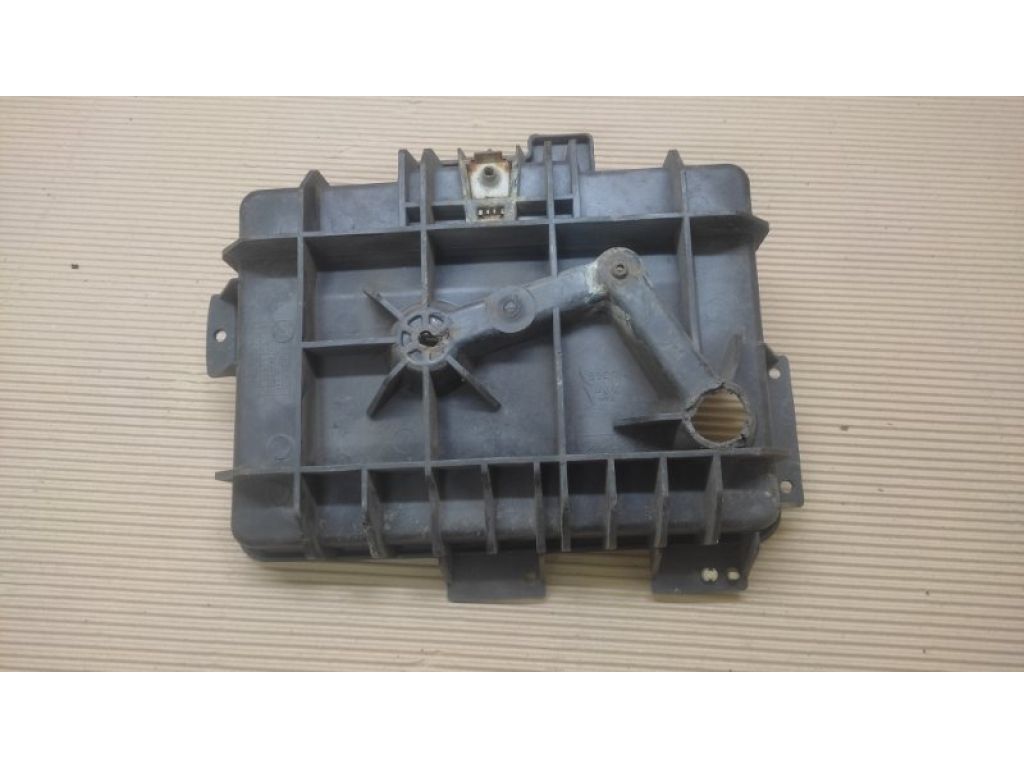 7T4Z-10732-A | Полиця акумулятора FORD EDGE 06-14 - Фото 2