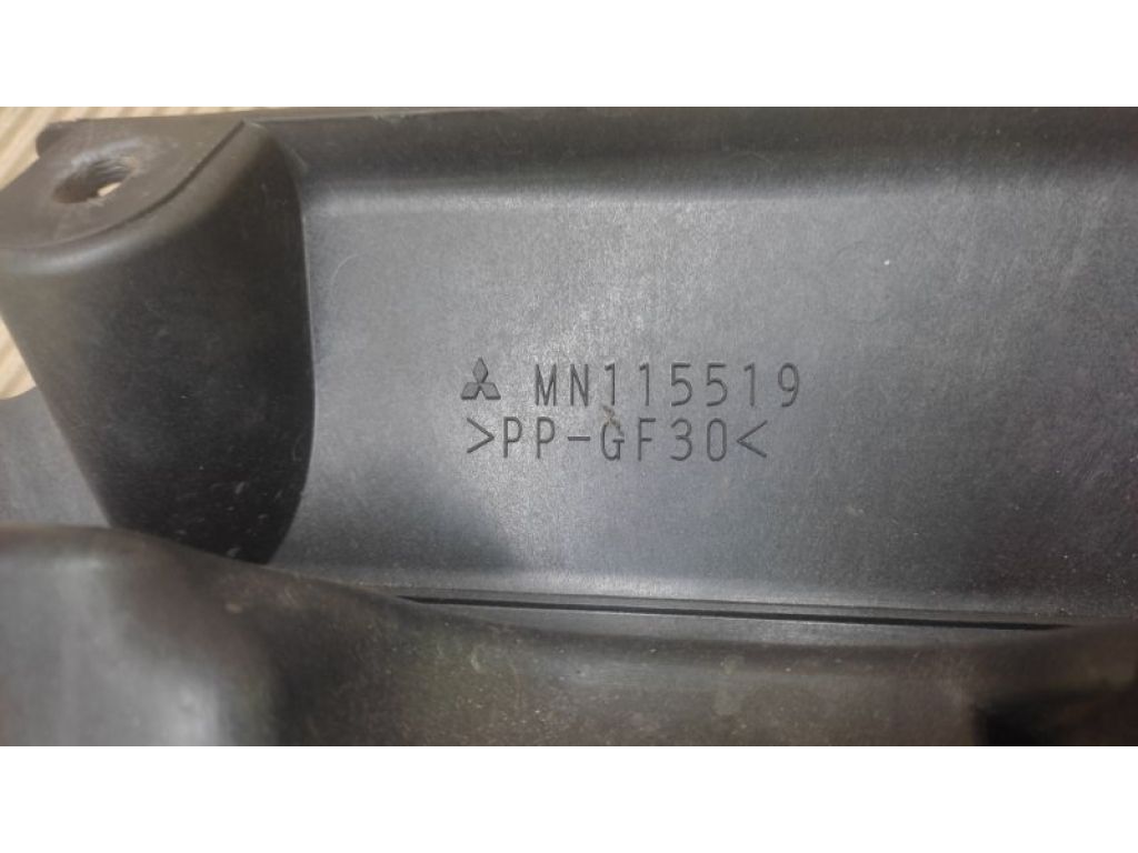 MN115519 | Резонатор повітряного фільтра MITSUBISHI ECLIPSE 05-08 - Фото 3