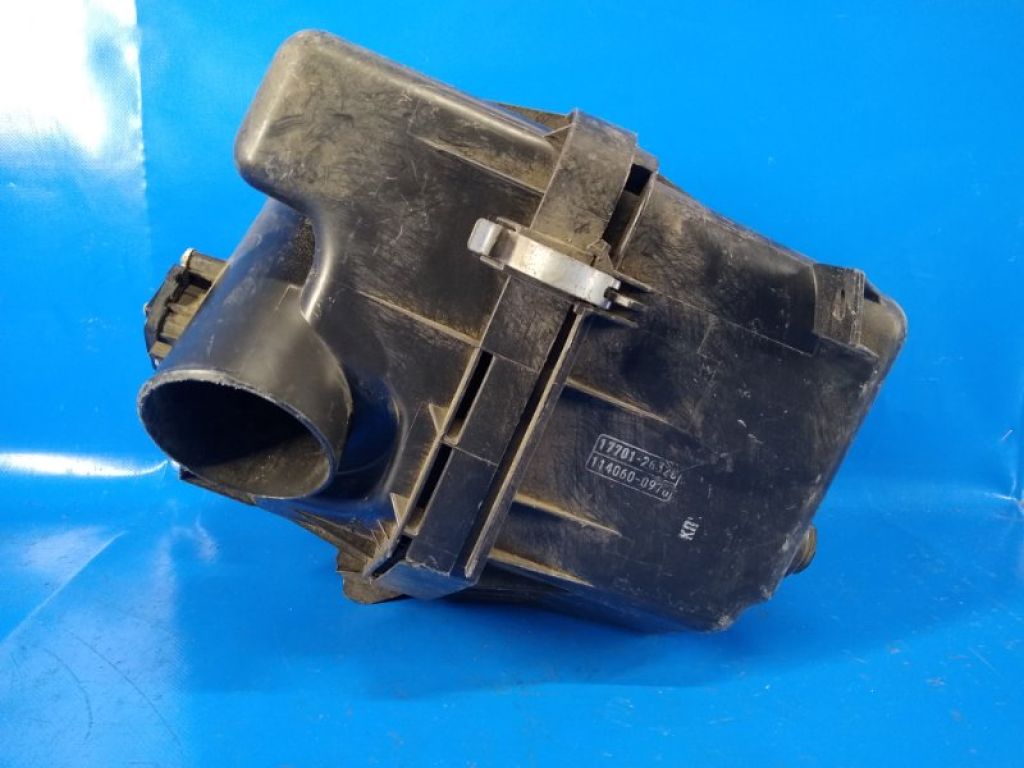 1770026330 | Корпус повітряного фільтра TOYOTA RAV4 13-19 - Фото 4