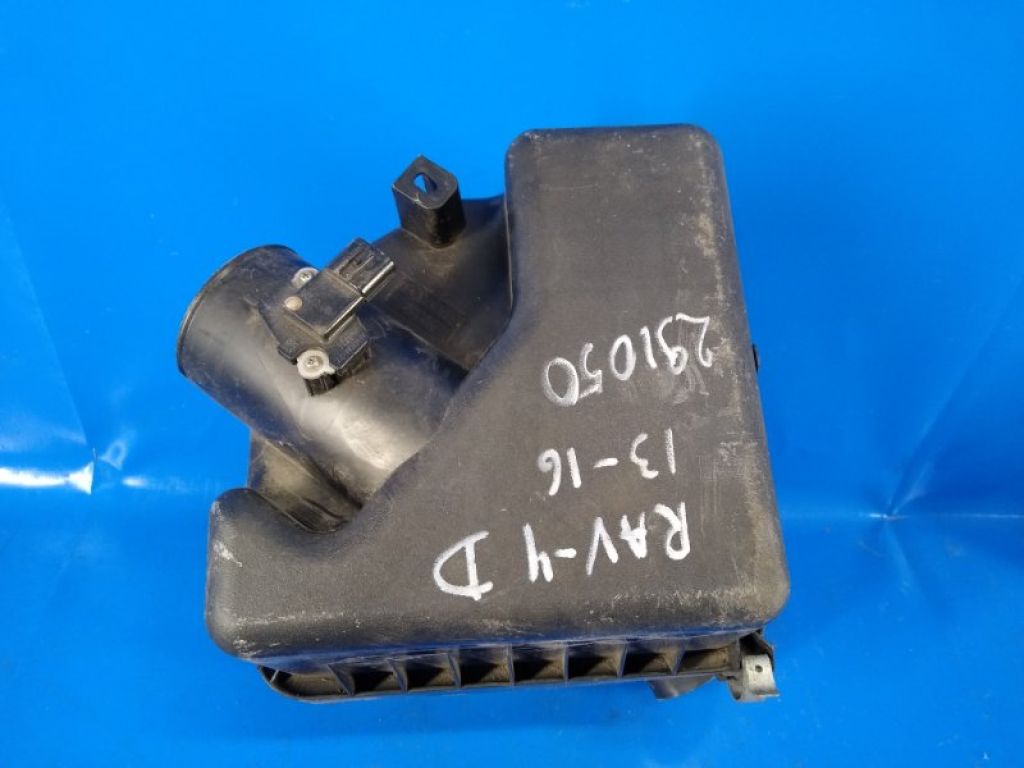 1770026330 | Корпус повітряного фільтра TOYOTA RAV4 13-19