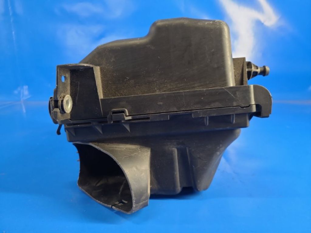 165001KC0C | Корпус повітряного фільтра NISSAN JUKE 10-19 - Фото 6
