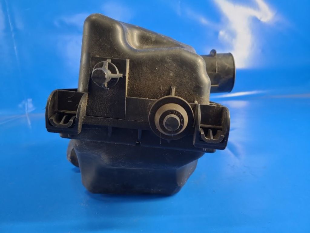 165001KC0C | Корпус повітряного фільтра NISSAN JUKE 10-19 - Фото 7