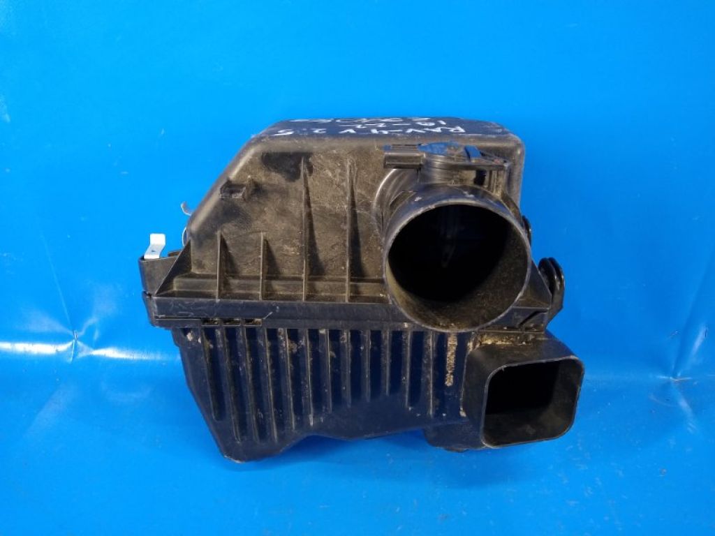 17812-37040 | Корпус воздушного фильтра TOYOTA RAV4 18-