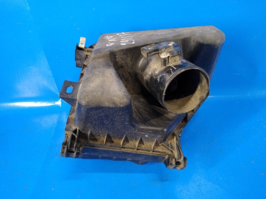 17701-0R020 | Корпус воздушного фильтра TOYOTA AVENSIS 08-18