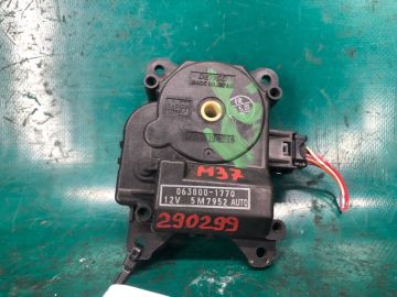 Моторчик заслінки пічки INFINITI M25/M37/M56/Q70/M35H 10-16