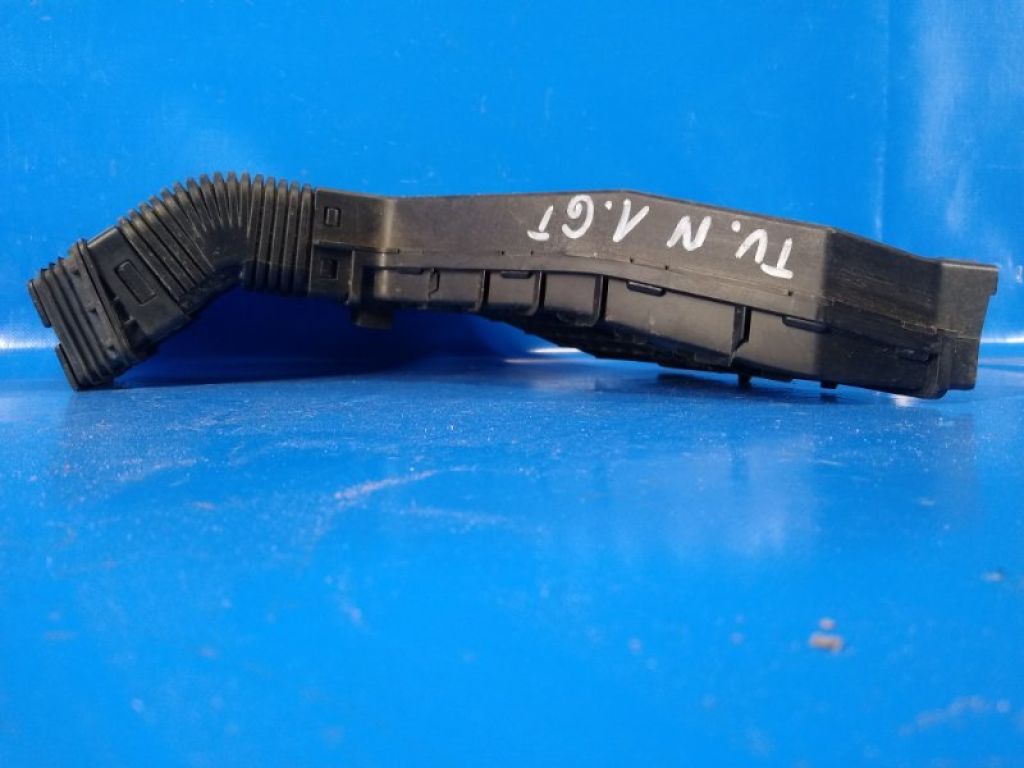 28210-D3100 | Воздухозаборник HYUNDAI TUCSON TL 15-20 - Фото 4