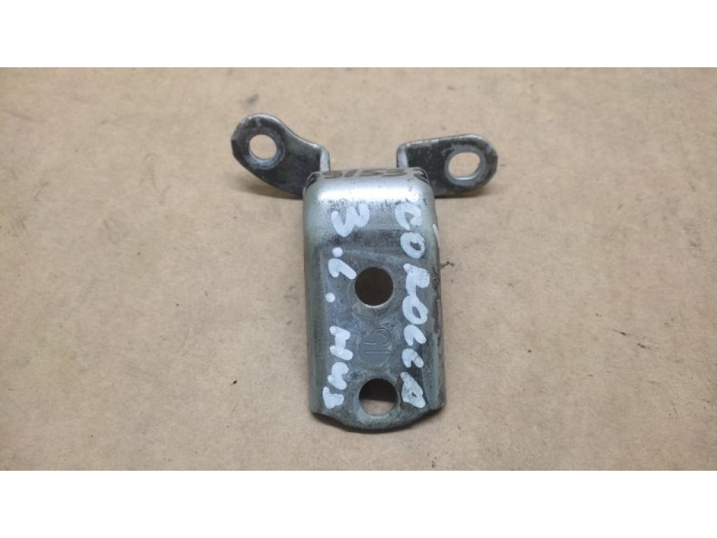 68780-02050 | Петля двери нижняя задн. лев. TOYOTA COROLLA 120 00-07