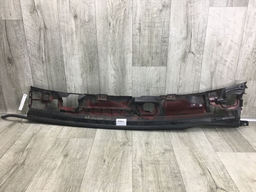 55708-35090 | Пластик под лобовое стекло / Жабо TOYOTA FJ CRUISER 06-15