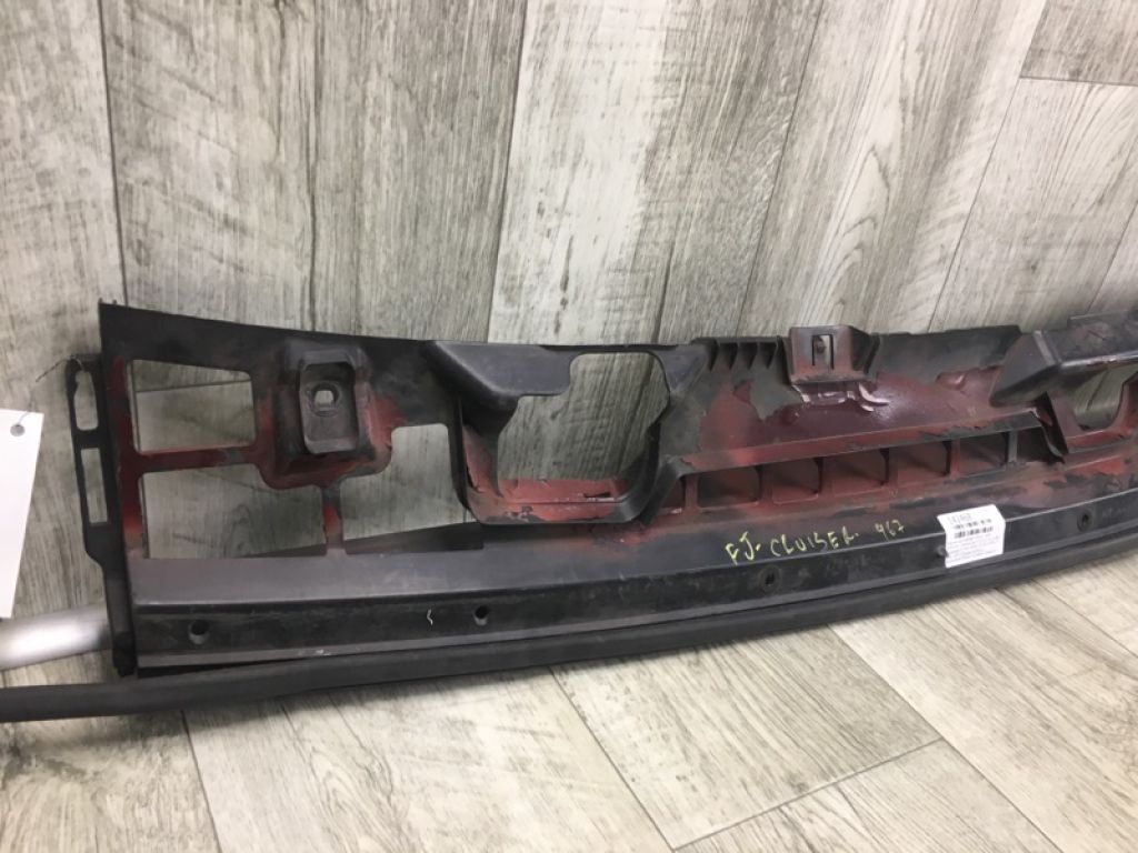 55708-35090 | Пластик под лобовое стекло / Жабо TOYOTA FJ CRUISER 06-15 - Фото 4