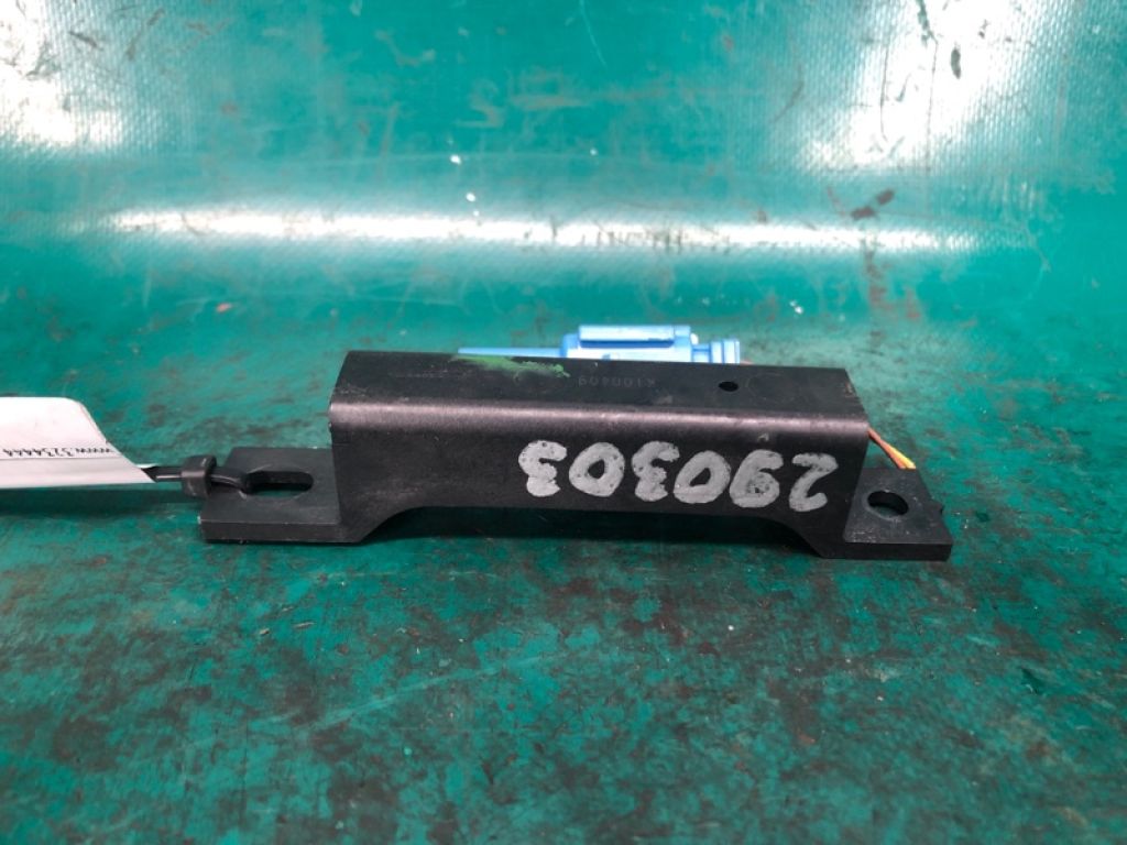 285E5-1FA0A | Антена INFINITI M25/M37/M56/Q70/M35H 10-16 - Фото 2
