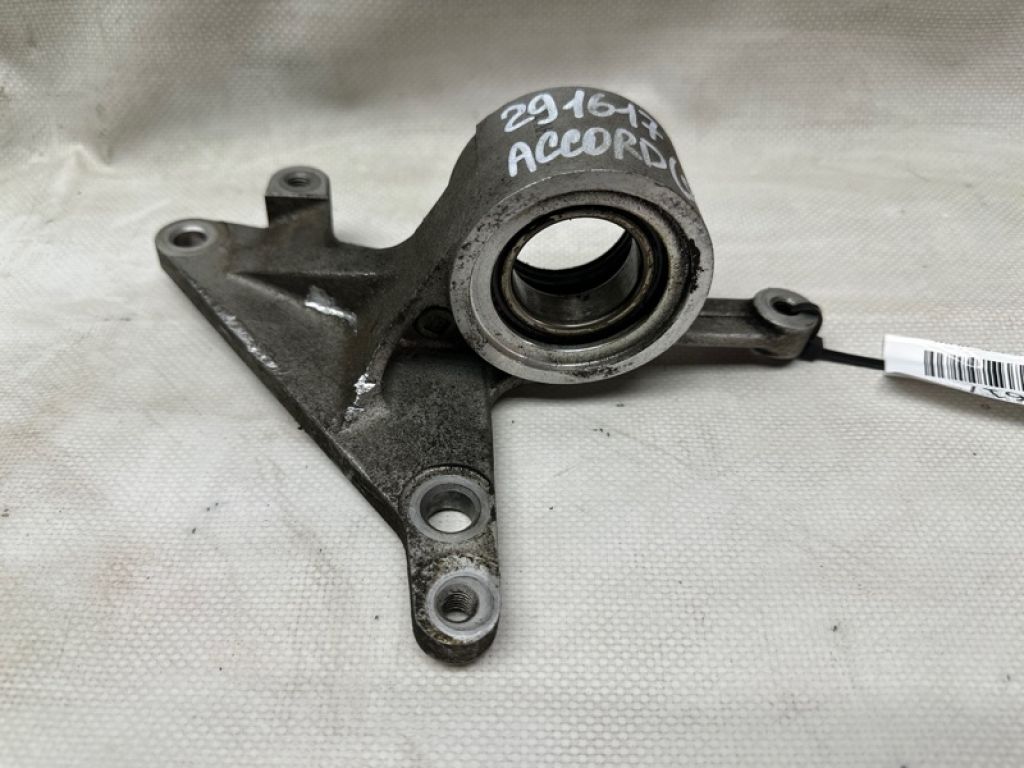 44500-TA1-A00 | Кронштейн промежуточного вала HONDA ACCORD USA 07-12