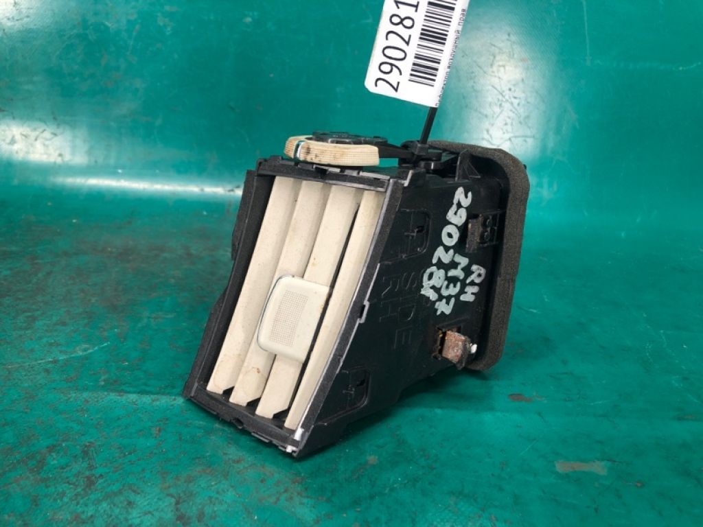 68760-1MA0C | Дефлектор повітряний прав. INFINITI M25/M37/M56/Q70/M35H 10-16