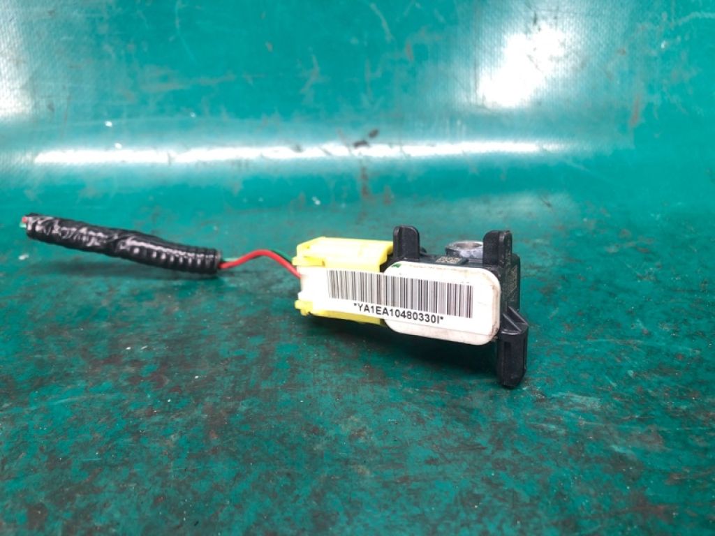 K8830-1EA0A | Датчик удару INFINITI M25/M37/M56/Q70/M35H 10-16