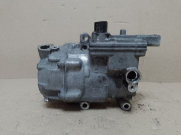 Компресор кондиціонера TOYOTA PRIUS - 30 09-17