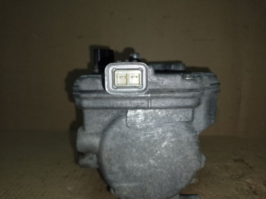 88370-47060 | Компресор кондиціонера TOYOTA PRIUS - 30 09-17 - Фото 4