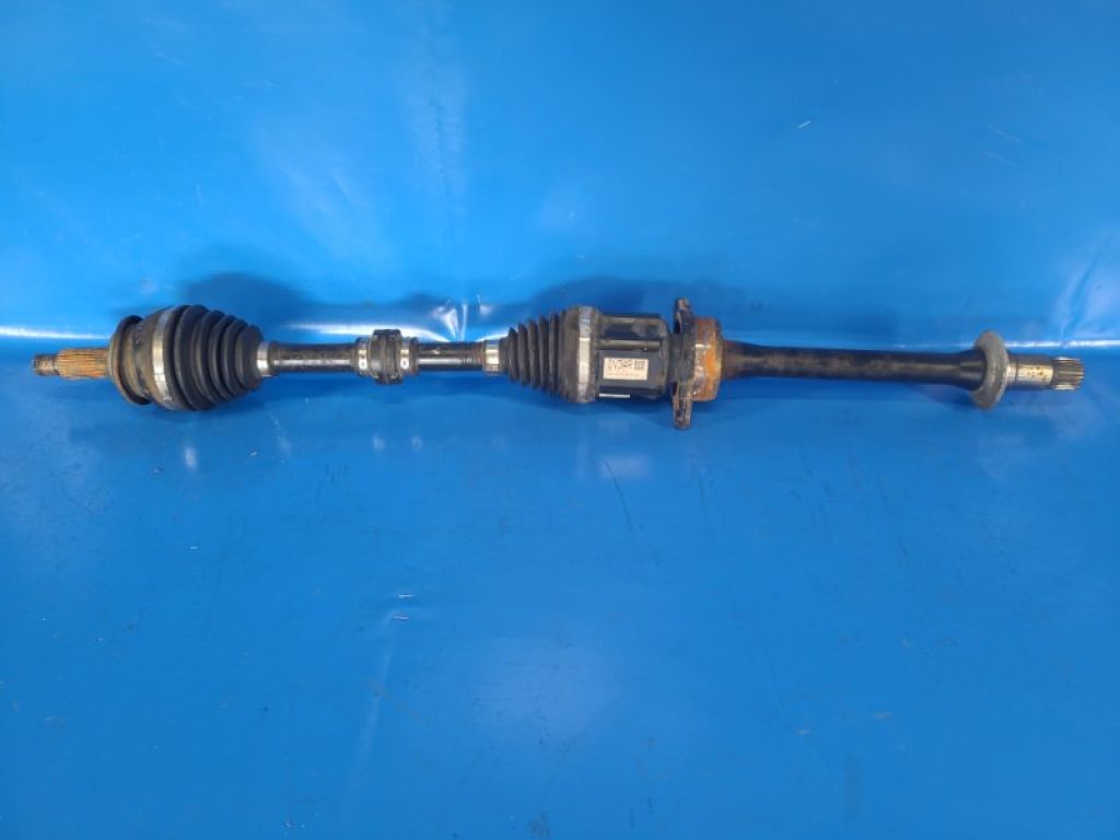 4341033370 | Привод передний прав. TOYOTA CAMRY 70 17-