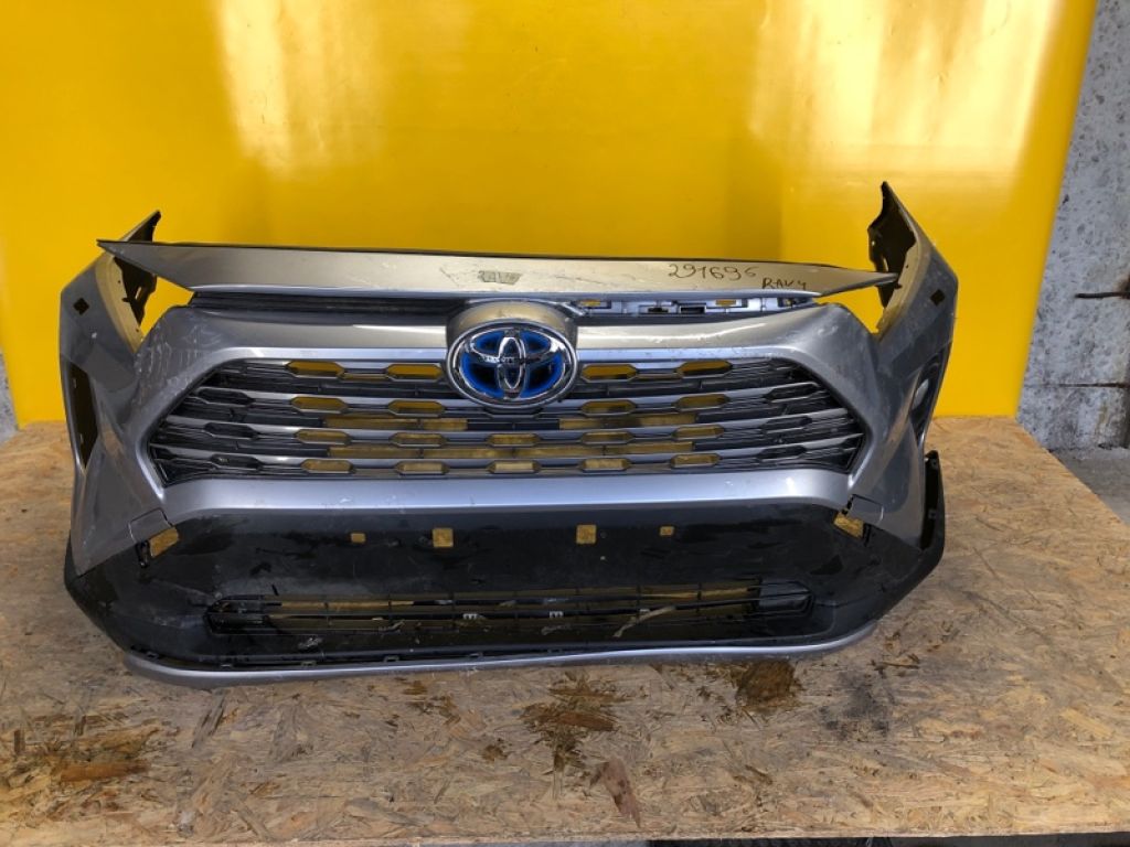 521194A922 | Бампер передній TOYOTA RAV4 18-