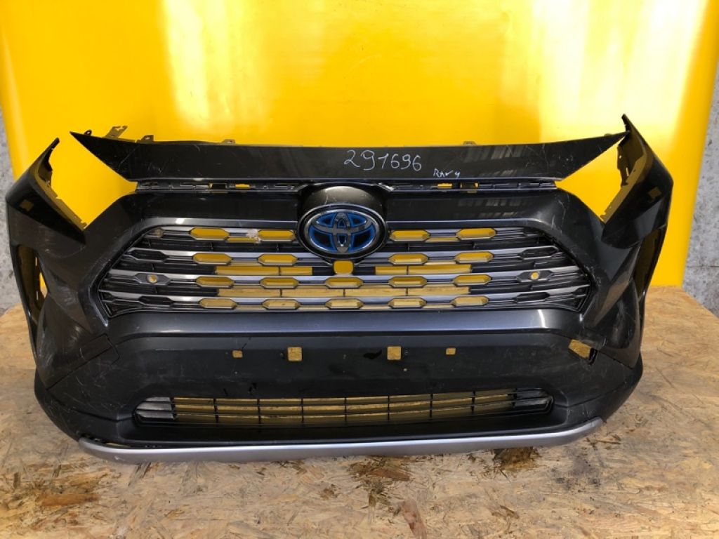 521194A922 | Бампер передний TOYOTA RAV4 18-