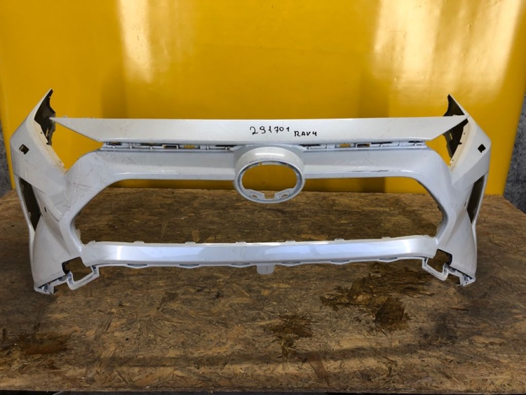 521194A922 | Бампер передний TOYOTA RAV4 18-