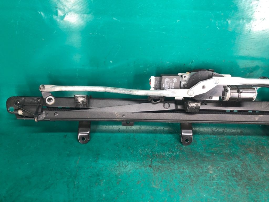 97580-1MB0A | Шторка вікна INFINITI M25/M37/M56/Q70/M35H 10-16 - Фото 6