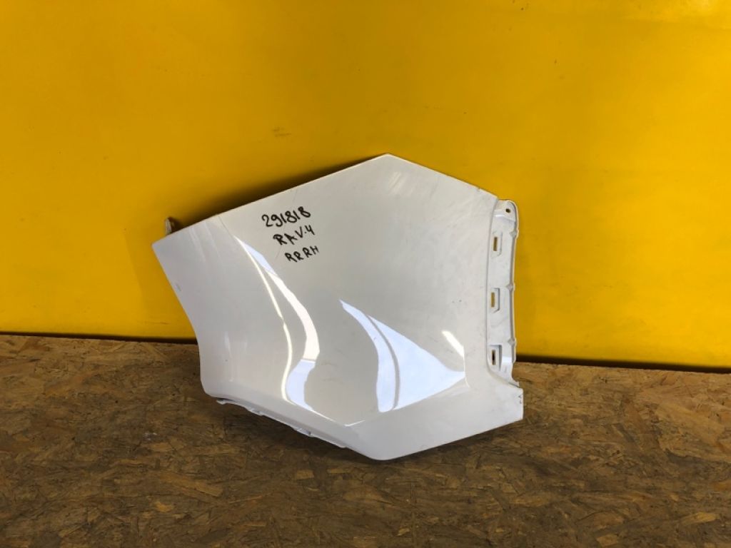 52161-42944 | Клык бампера задн. прав. TOYOTA RAV4 18-