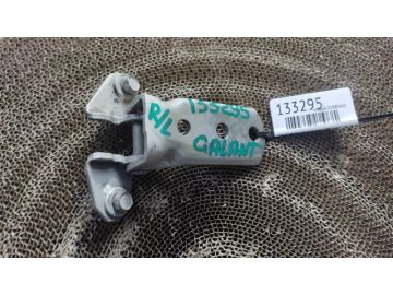 Петля двері нижня задн. лів. MITSUBISHI GALANT 03-12