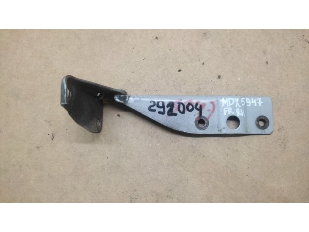 60120-SS0-000ZZ | Петля капоту прав. ACURA MDX (YD1) 00-06