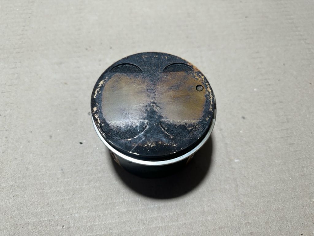 13301-0A020 | поршень лів. TOYOTA AVALON 99-05