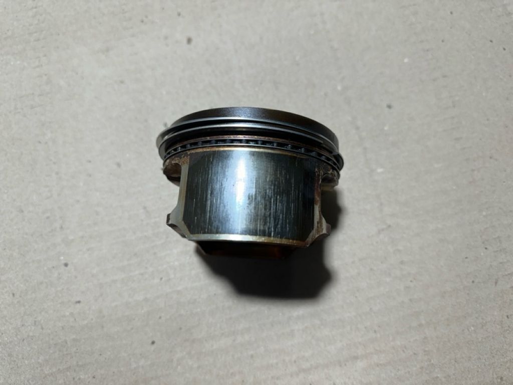 13301-0A020 | Поршень лев. TOYOTA AVALON 99-05 - Фото 2