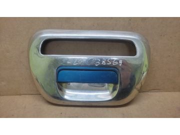 Ручка двери багажника MITSUBISHI L200 06-14