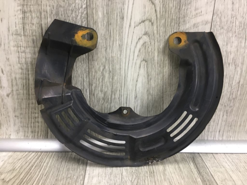 MR569680 | Захист гальмівного диска передн. прав. MITSUBISHI GALANT 03-12