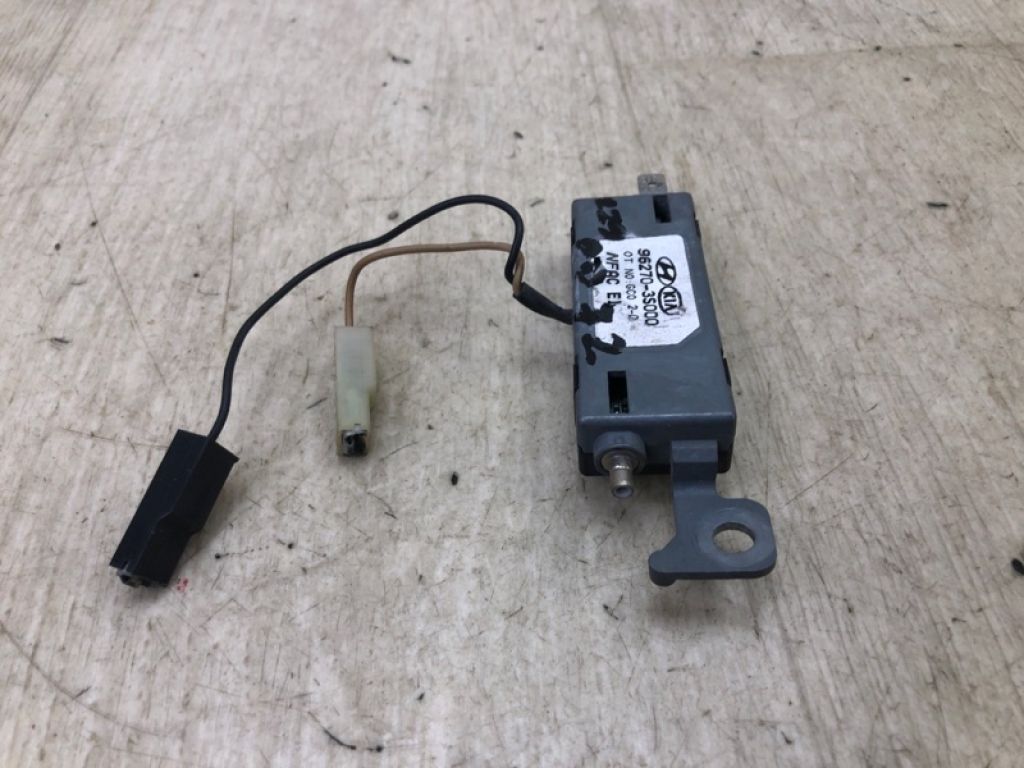 96270-3S000 | Усилитель антенны HYUNDAI SONATA YF 10-14 - Фото 2