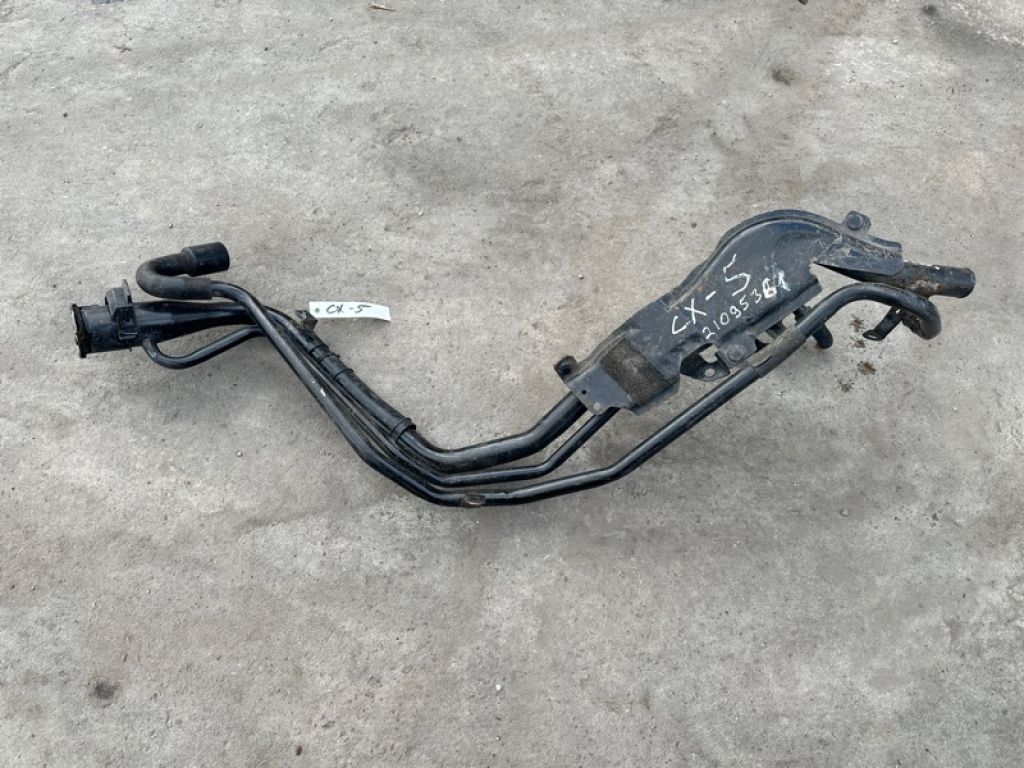 KD53-42-210D | Горловина топливного бака MAZDA CX-5 (KE) 11-17 - Фото 2