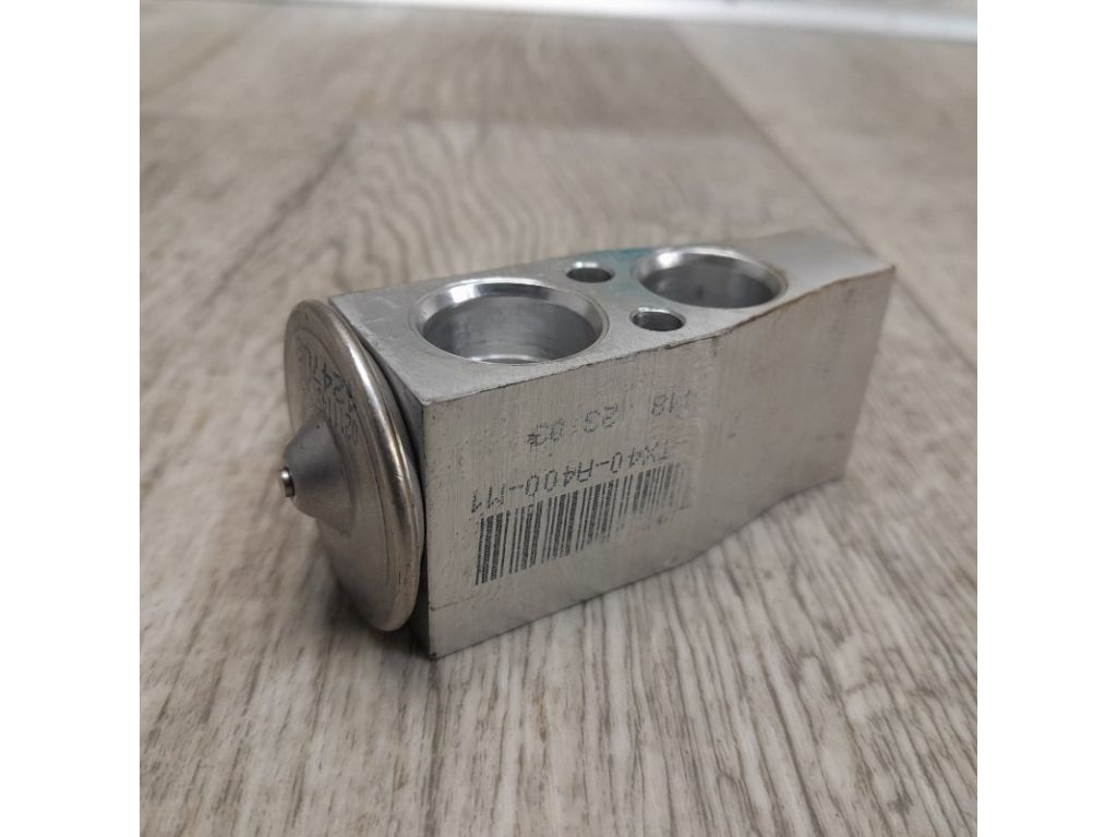 80221-TX4-A41 | Клапан кондиціонера ACURA RDX 12-19