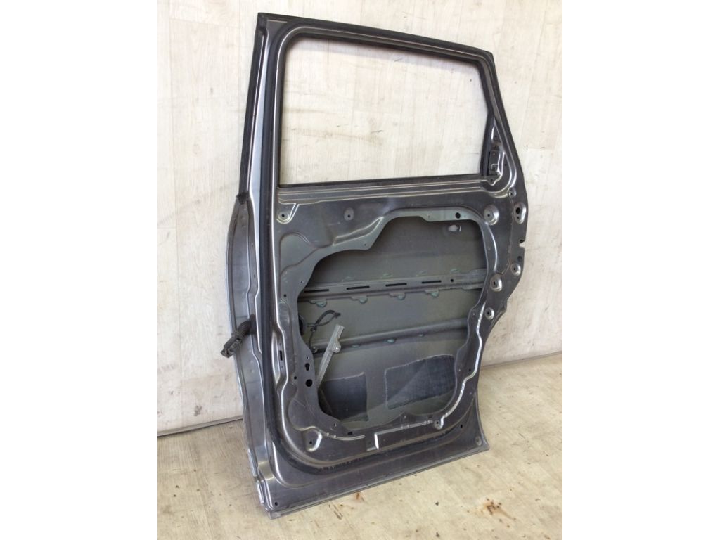 77004-C6000 | Дверь задн. прав. KIA SORENTO UM 14- - Фото 6